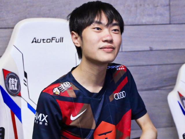 团队在赛场 团队在赛场