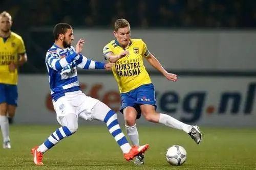 中的地位 中的地位