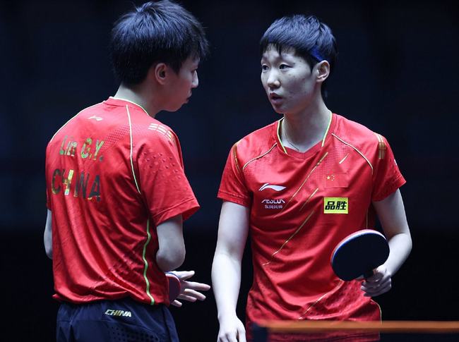 整个团队的 整个团队的