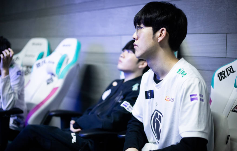 赛的进步增 赛的进步增