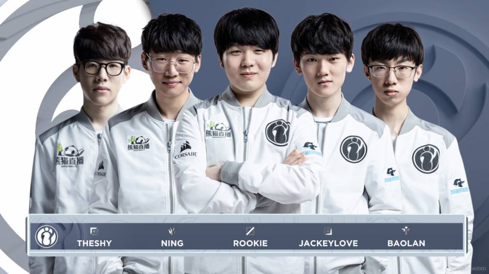 随着比赛的 随着比赛的