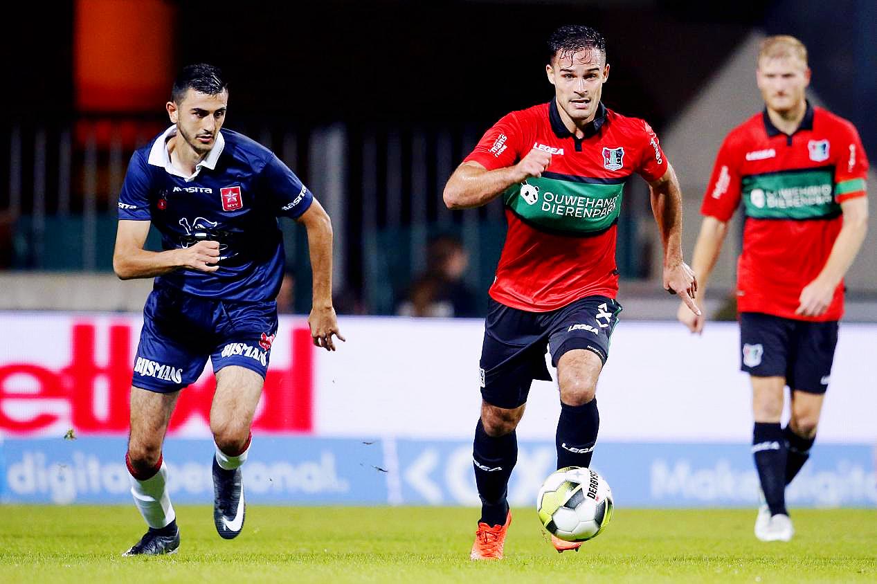 队在比赛中 队在比赛中